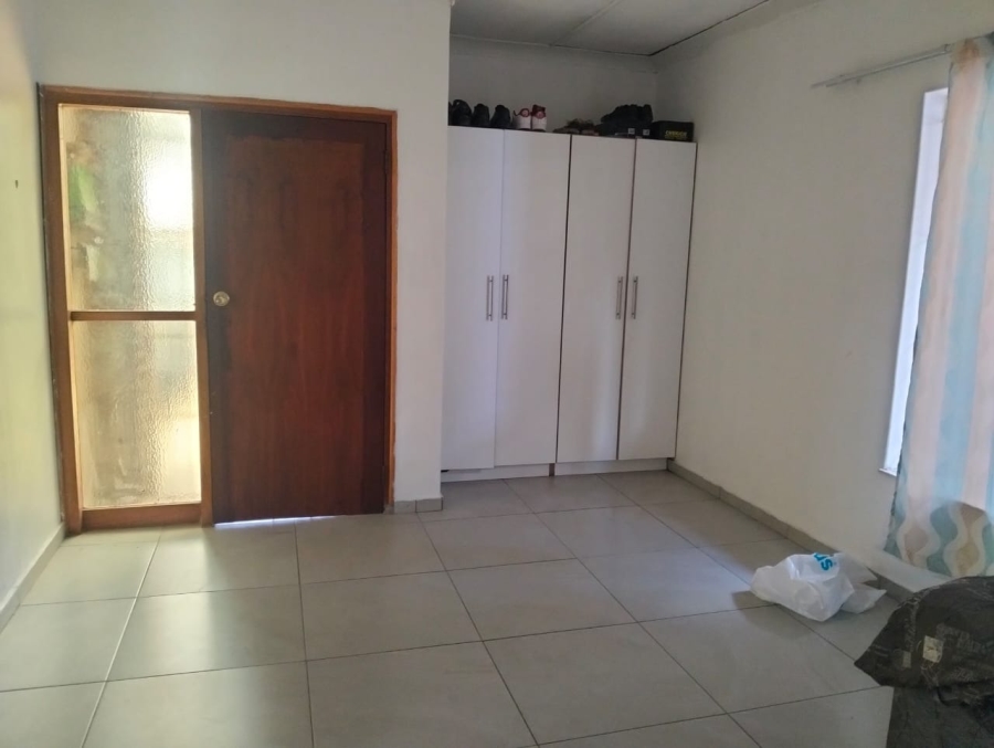 17 Bedroom Property for Sale in Universitas Free State